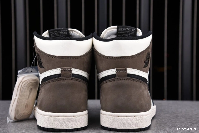 DARK JORDAN RETRO AIR 1 MOCHA HIGH 555088-105 0910